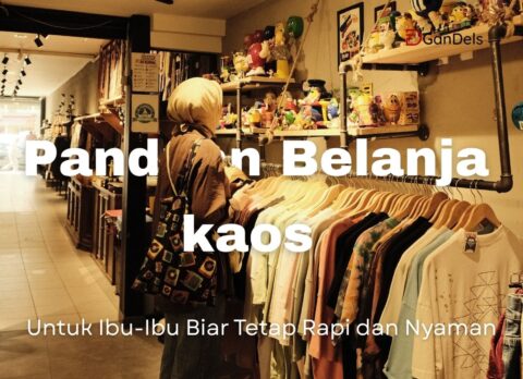 Ibu-ibu sedang memilih kaos polos yang nyaman dan rapi untuk aktivitas sehari-hari