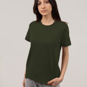 Kaos cewek army lengan pendek untuk wanita, dikenakan oleh model