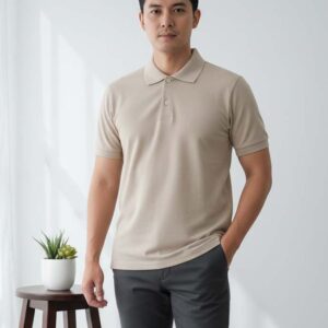 Kaos Polo warna light brown Dgandels dengan desain clean look dan bahan adem